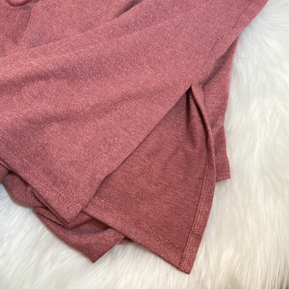 *3/$15* Bundle of Dip Shirt and Dress - Picture 9 of 15